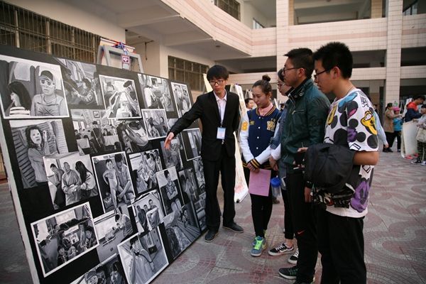 美術(shù)系第六屆“師生習(xí)作展”成功舉辦