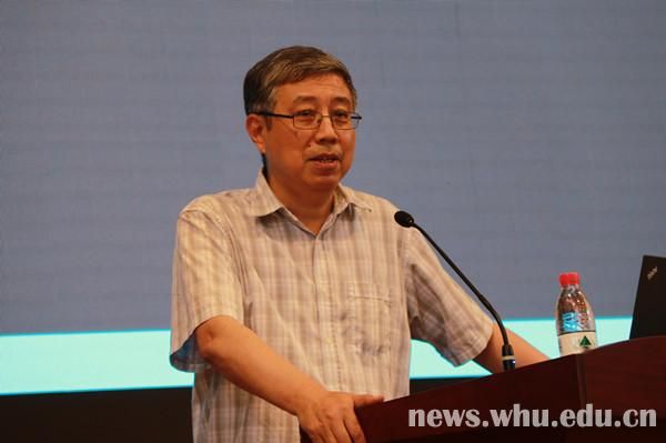 珞珈講壇田剛院士談歐拉公式與計數(shù)幾何